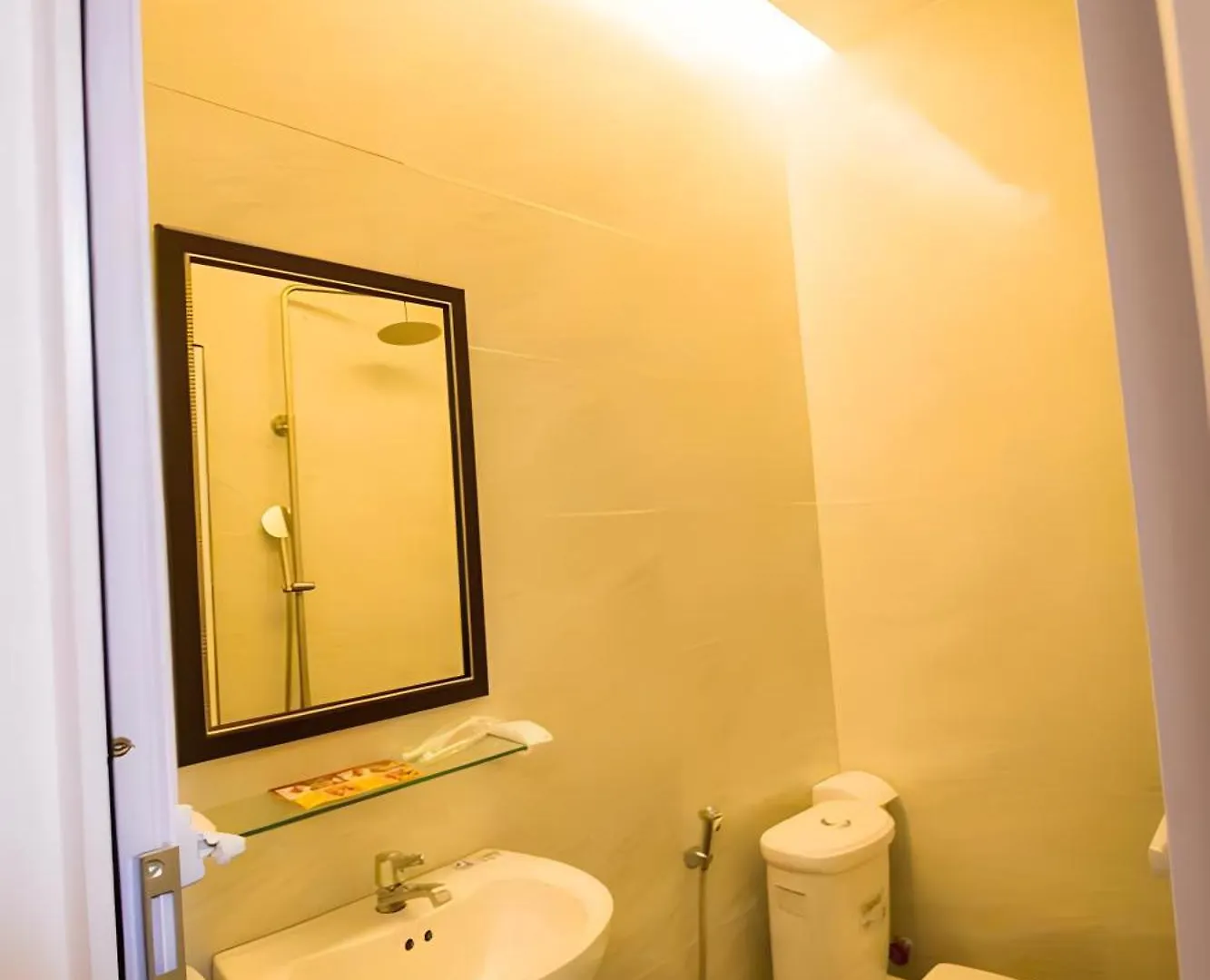 1991 Hotel Phan Thiet